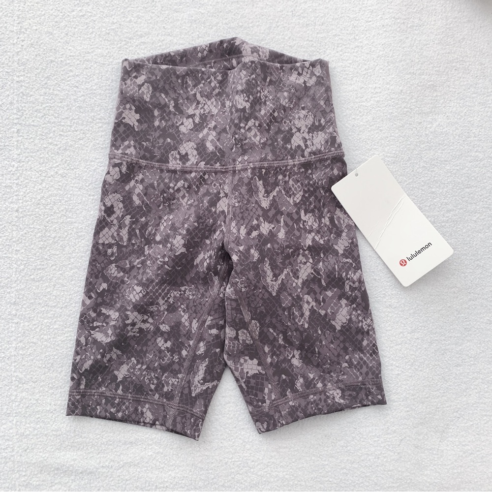 Lululemon Wunder Train HR Shorts